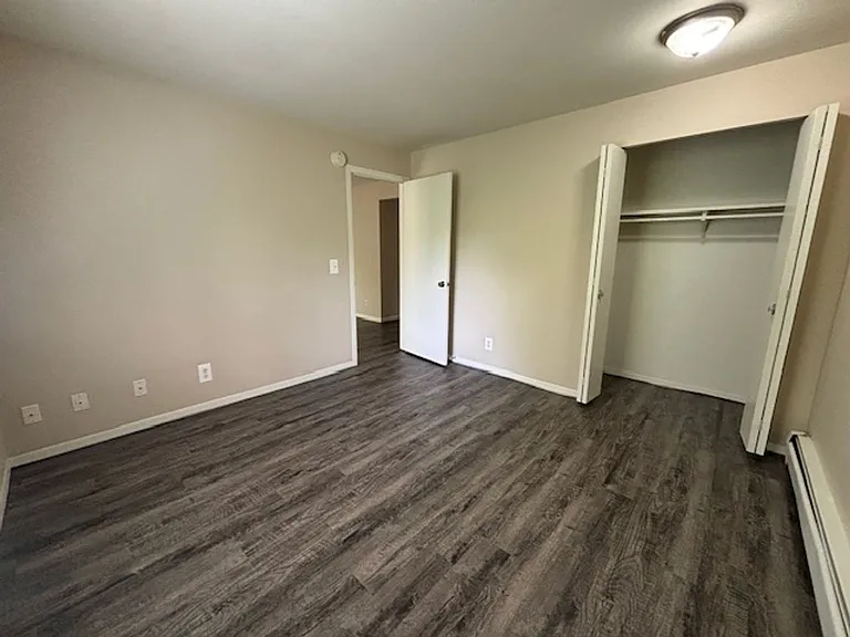 Oak Valley Apartments — Photo 49