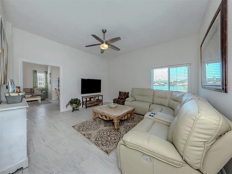 Buena Vista Dr — Photo 8