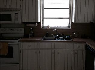 4012 Pinewood Ln, Weston, FL 33331