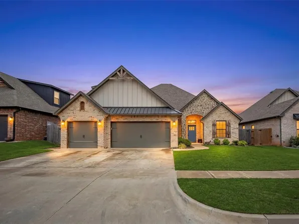 12021 SW 49th St, Mustang, OK 73064