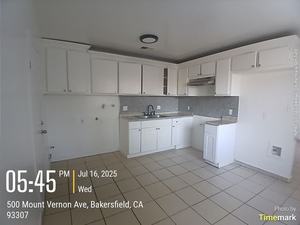 2141 Holly Ave APT C