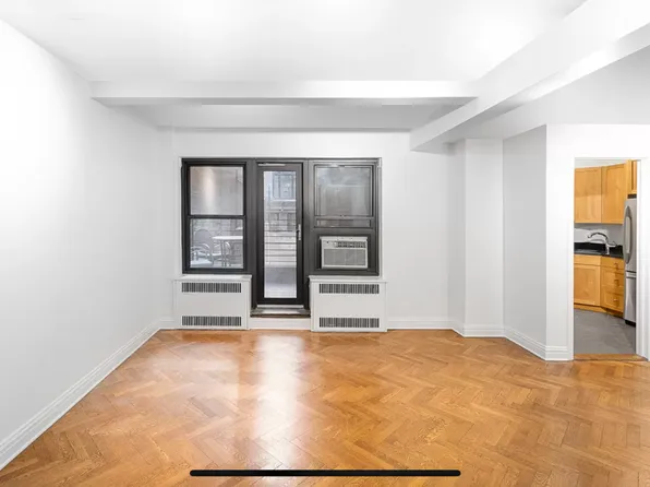 177 East 77th Street image 1 of 10
