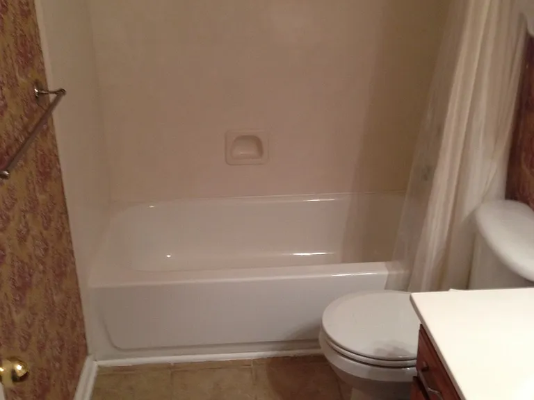 1098 Breezy Valley Dr — Photo 12