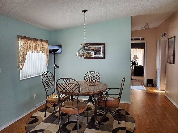 2nd image of 72 Claremount Dr