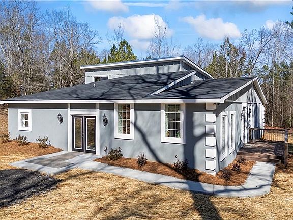 4th image of 737 Broad River Rd