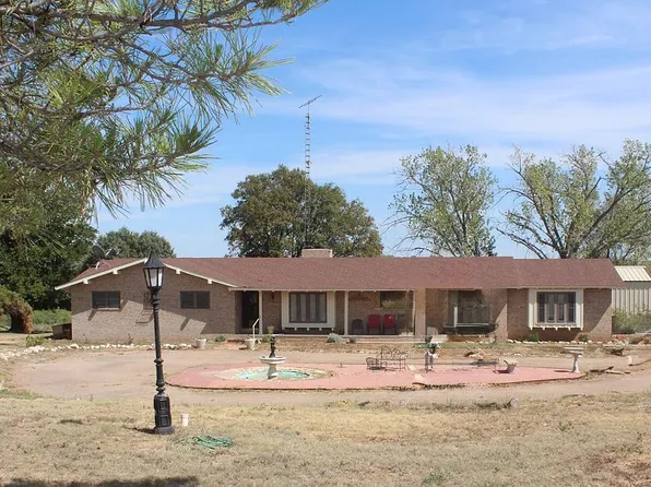 12062 County Rd N, Clarendon, TX 79226