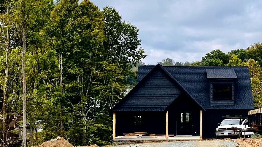 1st image of 1135 Bevelle Way