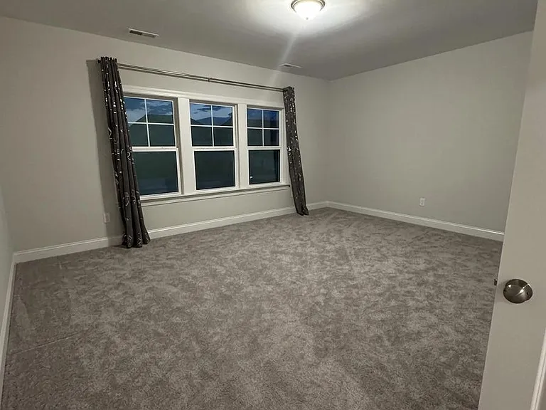 2116 Heisser Ln — Photo 13