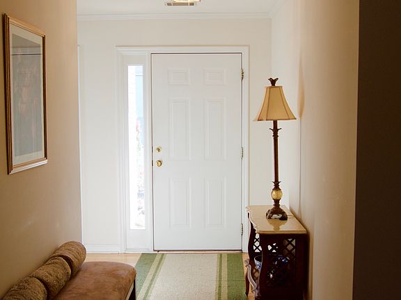 3rd image of 56 Hillwood Ct