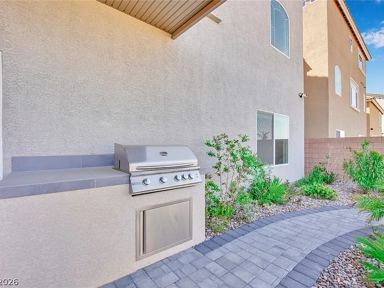 9770 Hawk Crest St — Photo 51