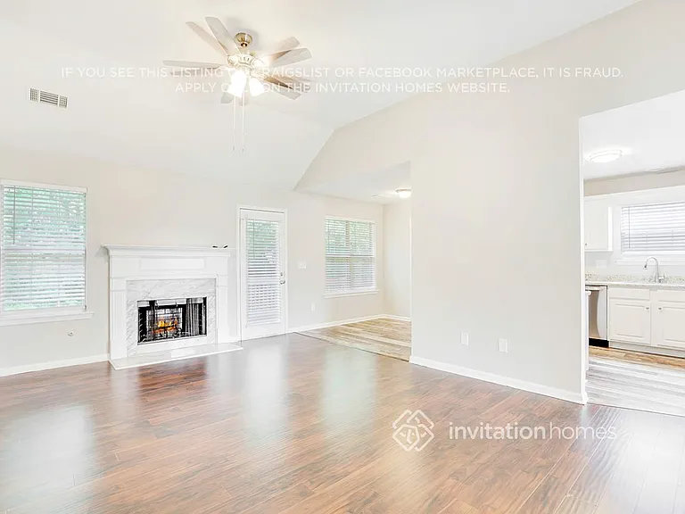 430 Gresham Dr — Photo 4