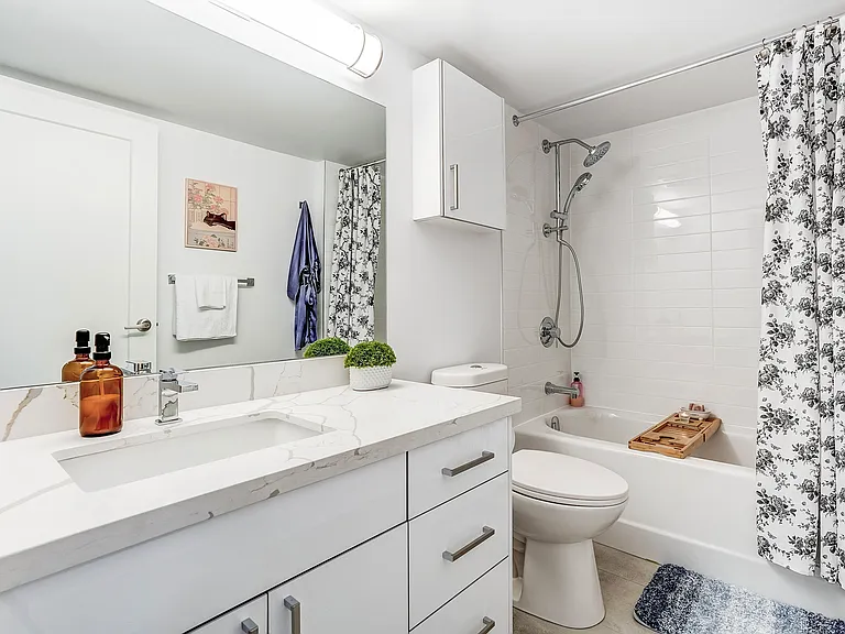 6515 Glen Erin Dr — Photo 8
