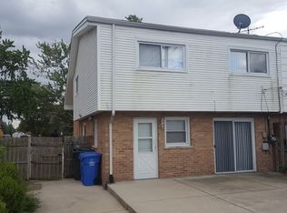 9026 W Church St, Des Plaines, IL 60016