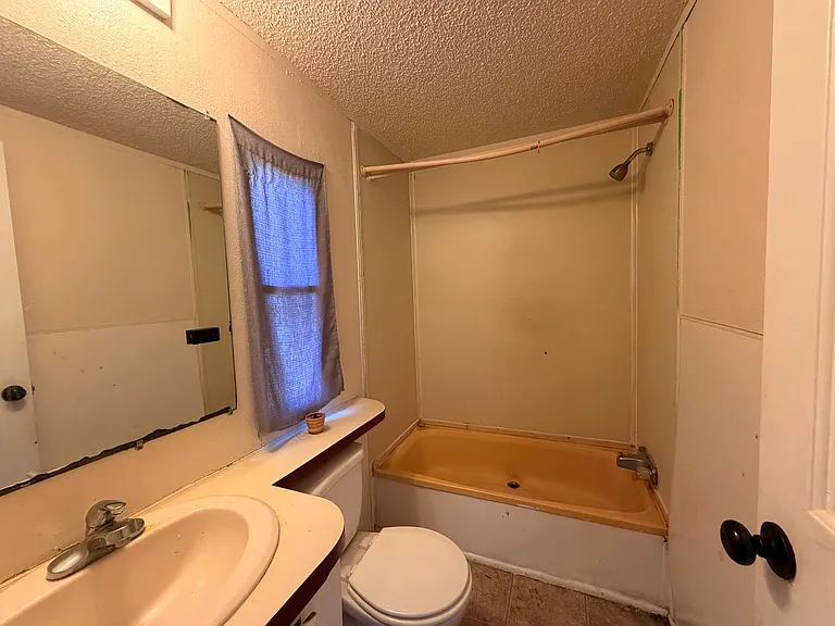 460 Crow Mountain Rd — Photo 5