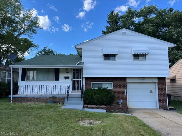 1559 Fairfax Rd, Akron, OH 44313