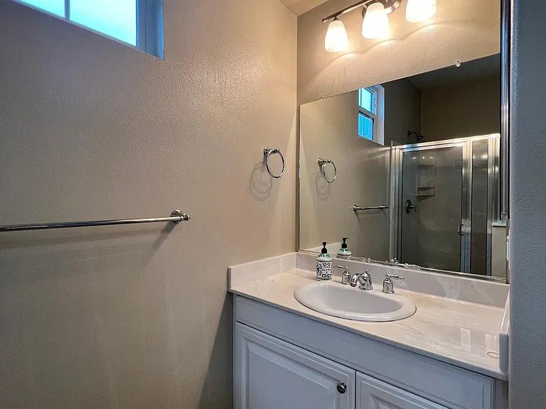 3591 Sacramento Dr — Photo 11