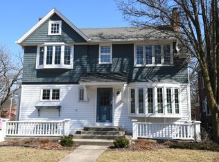 540 N 68th St, Wauwatosa, WI 53213