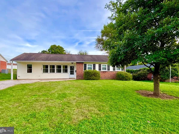 210 Bryans Rd, Norristown, PA 19401