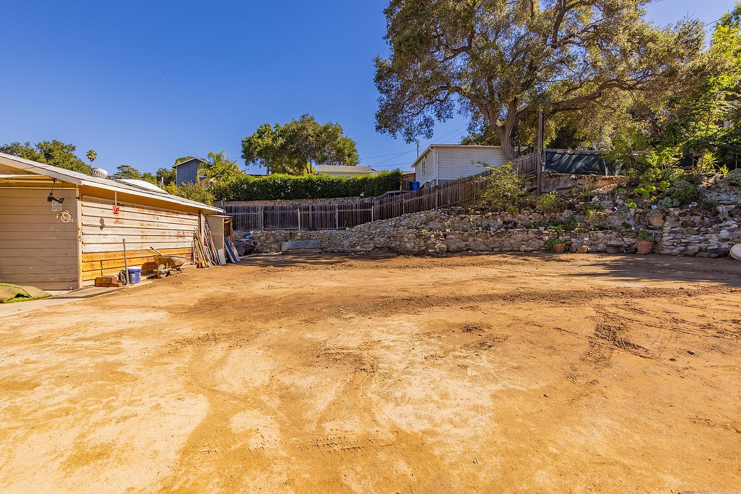 182 Mountain View St, Oak View, CA 93022 | MLS #225085 | Zillow