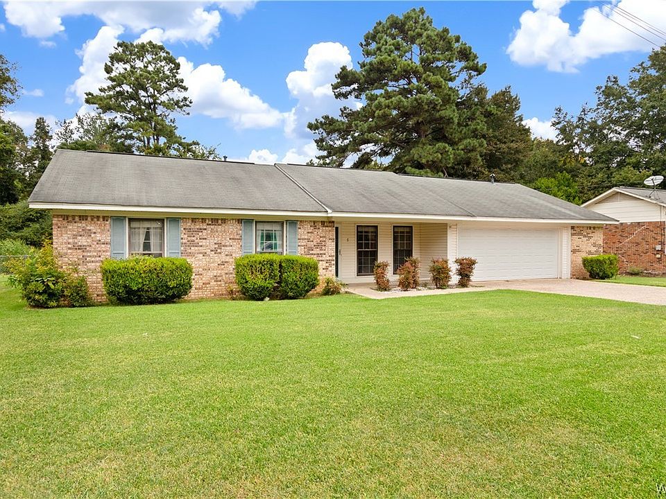 1st image of 2736 Camellia Dr