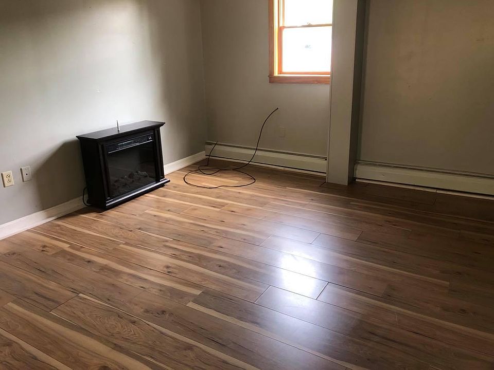 129 Village Rd Friedens, PA, 15541 Apartments for Rent Zillow