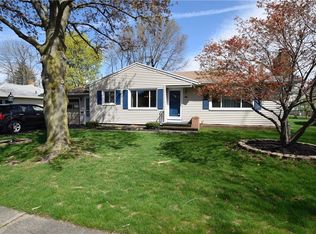 38 Belview Dr, Rochester, NY 14609