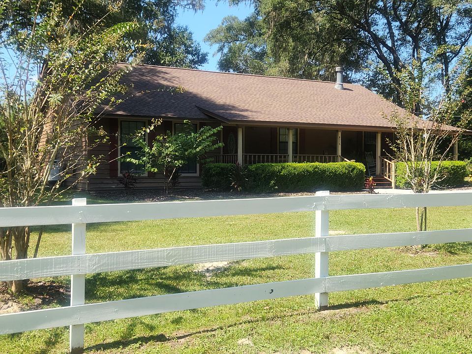 1st image of 416 SW Duckett Ct