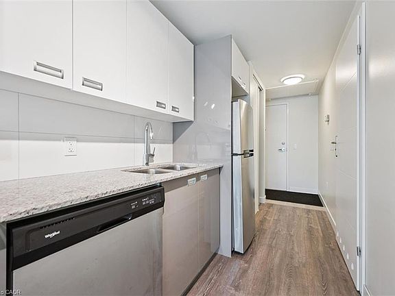2nd image of 257 Hemlock St #215