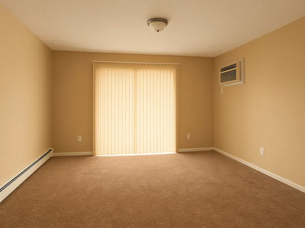 3326 Glenmore Ave APT 2, Cincinnati, OH 45211