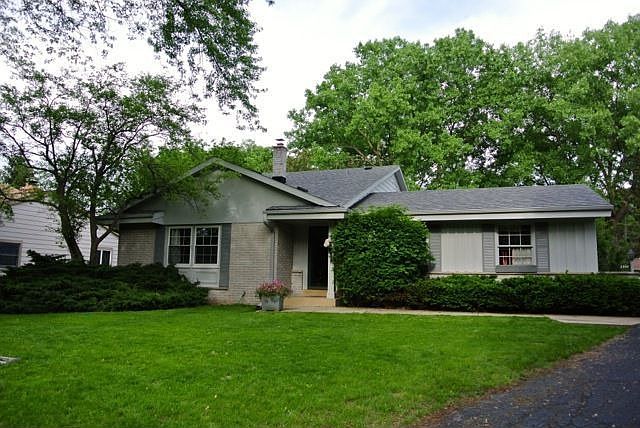 1st image of 2350 Camelot Dr