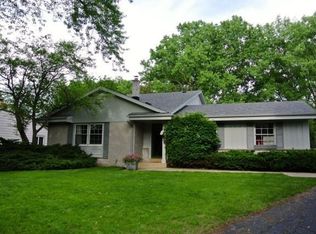 2350 Camelot Dr, Brookfield, WI 53045