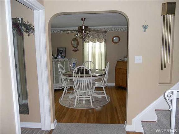 4th image of 91 Colvinhurst Dr