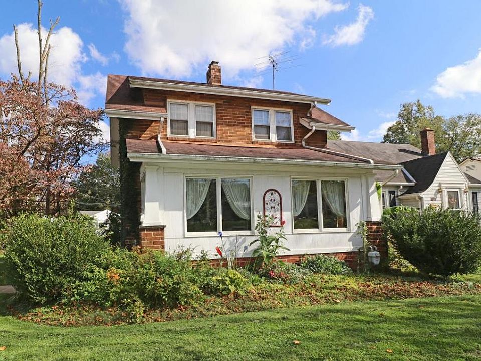 1st image of 640 Sheridan Dr