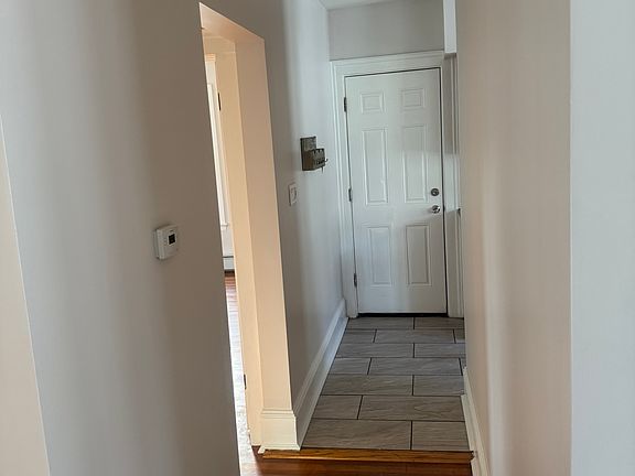 3rd image of 1449 Corbin Ave Floor 3
