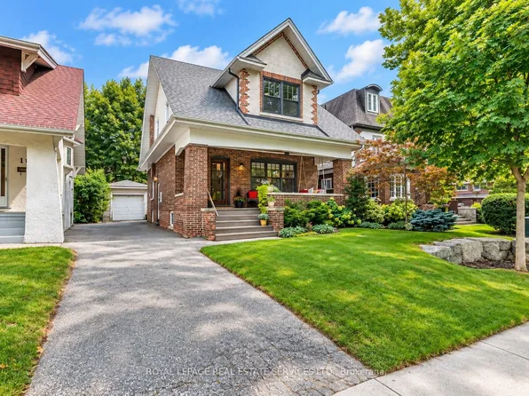 21 Eastbourne Cres, Toronto, ON M8V 1W5