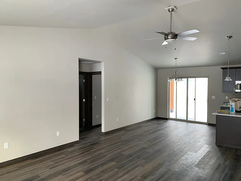 867 W Cutthroat Ct — Photo 3