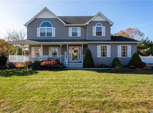 10 Evergreen Ave, Pt Jefferson Station, NY 11776