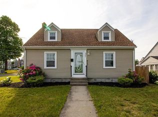 387 Roosevelt Ave, Springfield, MA 01118
