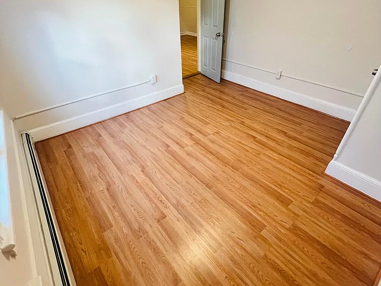 153 Montgomery St #3 — Photo 6