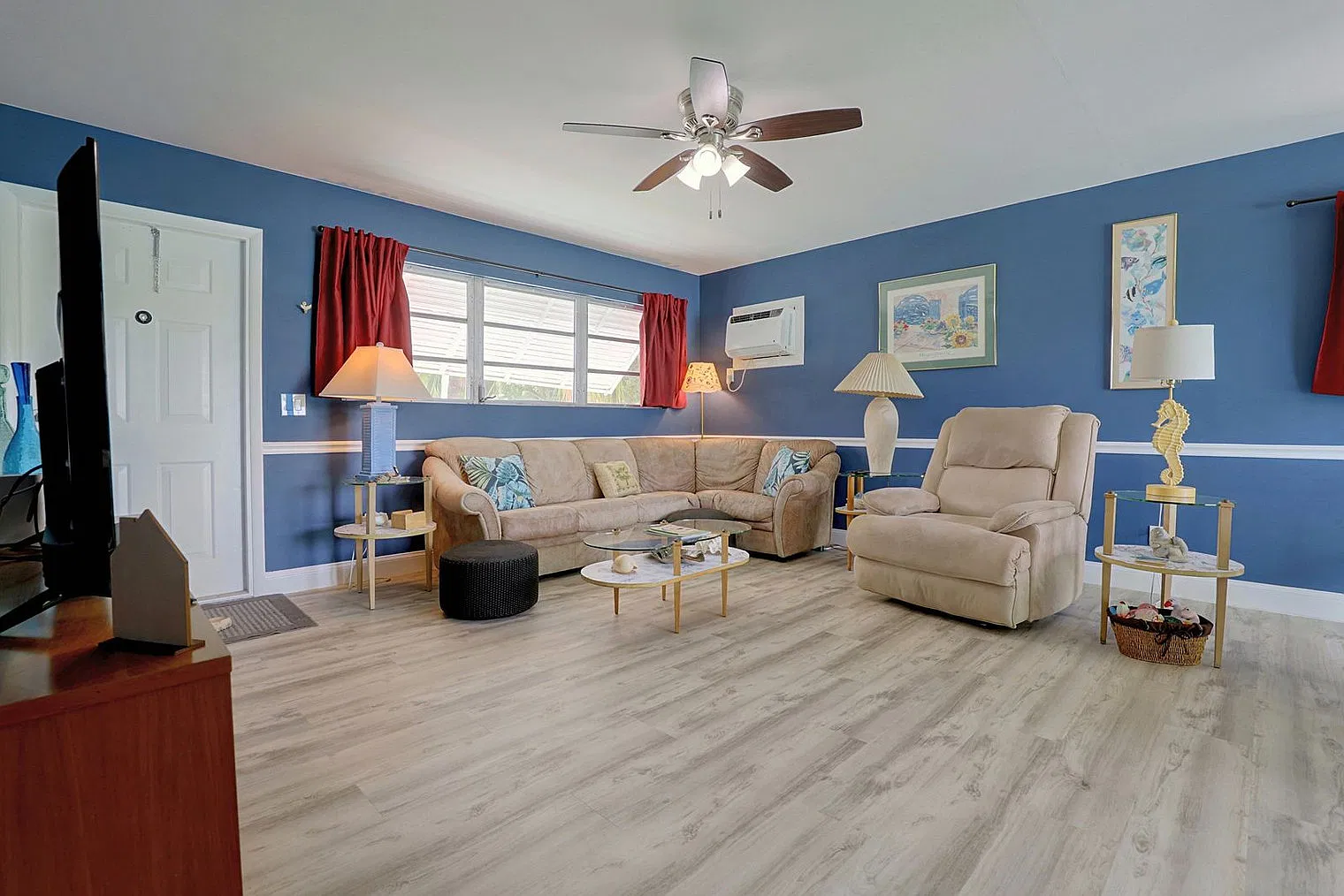 3 bed, 2.0 bath, 1151 sqft, $4,432 — Photo 1
