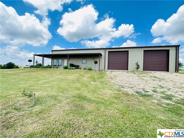 283 County Road 369, Hallettsville, TX 77964