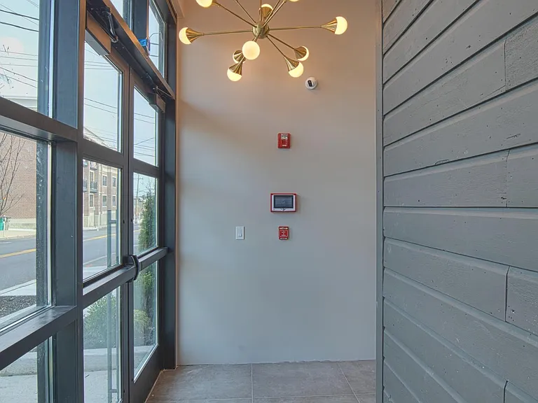 Diana Place — Photo 21