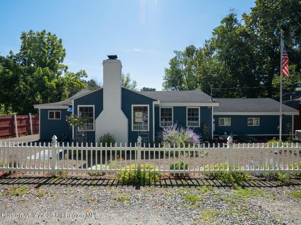 16 Robin Rd