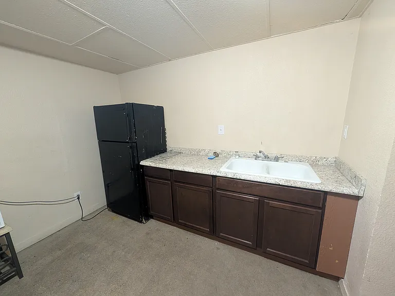 2600 Lake Ave #16 — Photo 2