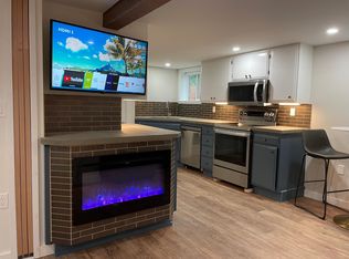 4616 SW View Point Ter, Portland, OR 97239