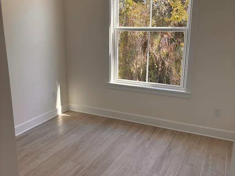 330 Geneva Dr — Photo 18