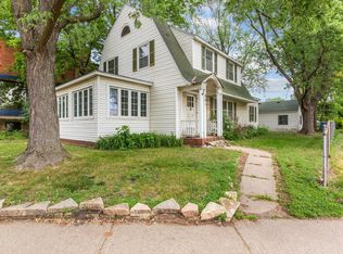 801 E River Pkwy, Minneapolis, MN 55414