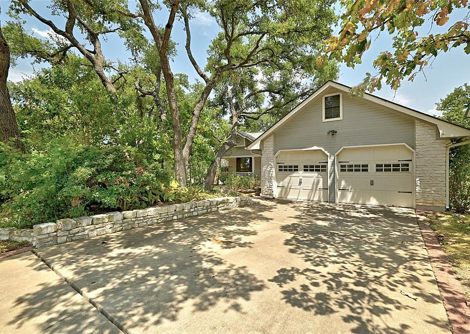 1st image of 11931 Meadowfire Dr