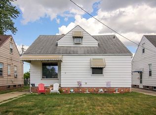 6005 E 135th St, Garfield Heights, OH