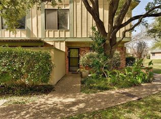 900 W Village Ln, Austin, TX 78758